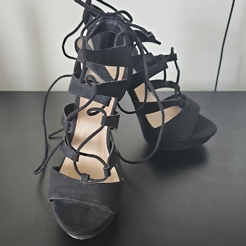 Mix No. 6 Black Lace-Up Platform Heels